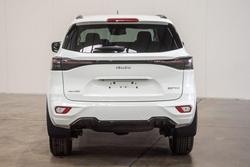 2025 Isuzu
MU-X LS-U