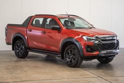 2025 Isuzu
D-MAX X-TERRAIN