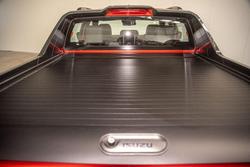 2025 Isuzu
D-MAX X-TERRAIN