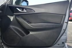 2014 Mazda
3 Maxx