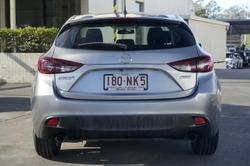2014 Mazda
3 Maxx
