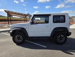 2021 Suzuki
Jimny