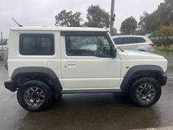 2021 Suzuki
Jimny
