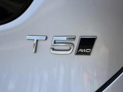 2017 Volvo
V40 Cross Country T5 Inscription