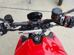 2024 DUCATI STREETFIGHTER V2 Red