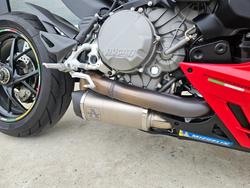 2024 DUCATI STREETFIGHTER V2 Red