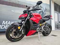 2024 DUCATI STREETFIGHTER V2 Red