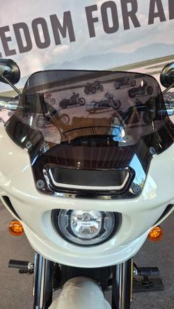 2023 Harley-davidson FXLRST LOW RIDER ST (117) WHITE SAND PEARL