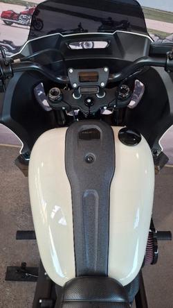2023 Harley-davidson FXLRST LOW RIDER ST (117) WHITE SAND PEARL