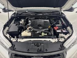 2019 Toyota Hilux Rogue GUN126R 4X4 Dual Range Crystal Pearl