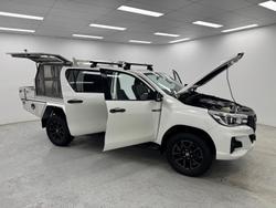 2019 Toyota Hilux Rogue GUN126R 4X4 Dual Range Crystal Pearl