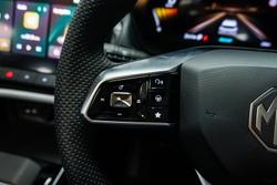 2025 MG
                ZS Essence