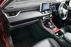 2020 Toyota
                RAV4 Cruiser