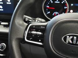 2021 Kia
                Carnival S