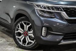 2022 Kia
                Seltos GT-Line