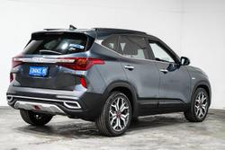 2022 Kia
                Seltos GT-Line