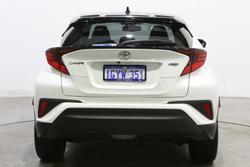 2020 Toyota
C-HR Koba