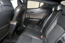 2020 Toyota
C-HR Koba