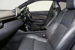 2020 Toyota
C-HR Koba