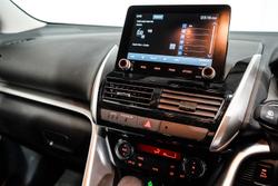 2024 Mitsubishi
Eclipse Cross ES