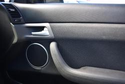 2010 Holden
                Commodore SS