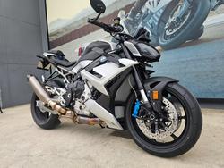 2025 BMW Motorrad M 1000 R White
