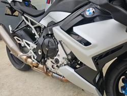 2025 BMW Motorrad M 1000 R White