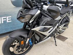 2025 BMW Motorrad M 1000 R White