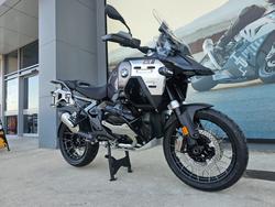 2025 BMW Motorrad R 1300 GS ADVENTURE TRIPLE BLK Black