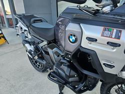 2025 BMW Motorrad R 1300 GS ADVENTURE TRIPLE BLK Black