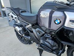 2025 BMW Motorrad R 1300 GS ADVENTURE TRIPLE BLK Black