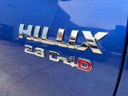 2015 Toyota
Hilux SR5