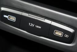 2022 Hyundai
STARIA