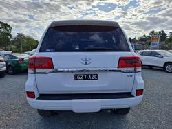 2019 Toyota
                Landcruiser VX