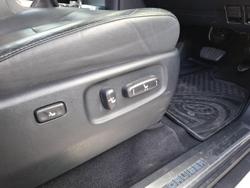 2019 Toyota
                Landcruiser VX