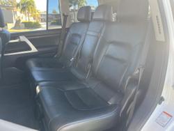 2019 Toyota
Landcruiser VX