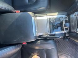 2019 Toyota
Landcruiser VX