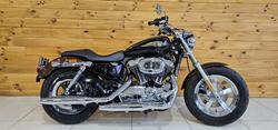 Harley-Davidson XL1200C 1200 Custom