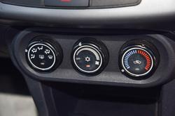2010 Mitsubishi
Lancer ES