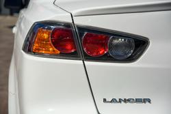 2010 Mitsubishi
Lancer ES