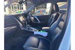 2018 Mitsubishi
Pajero Sport GLS