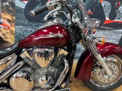 2006 Honda VTX1300 (VTX1300S) MAROON