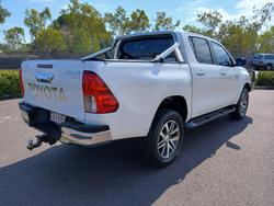 2018 Toyota
Hilux SR5