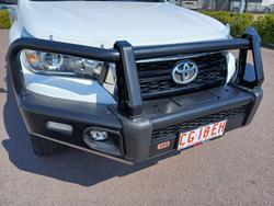 2018 Toyota
Hilux SR5