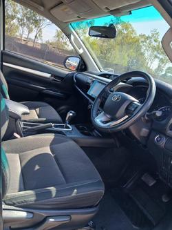 2018 Toyota
Hilux SR5