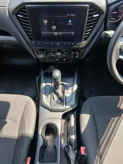 2021 Isuzu
D-MAX SX