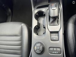 2025 Ford
Everest Sport