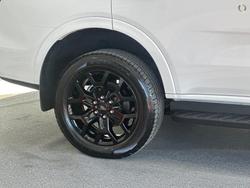 2025 Ford
Everest Sport