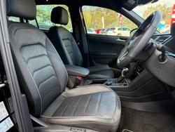 2023 Volkswagen
                Tiguan 162TSI R-Line