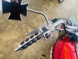 2009 Yamaha XVS650 V-STAR CUSTOM Red